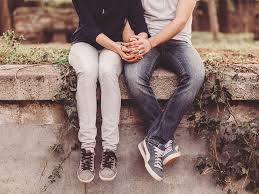 Teenage relationships: romance & intimacy | Raising Children Network